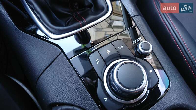 Седан Mazda 3 2015 в Одессе