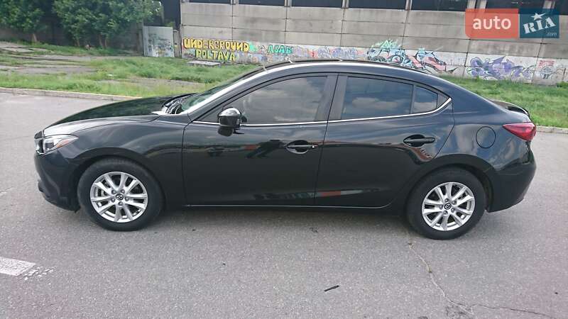 Седан Mazda 3 2015 в Одессе