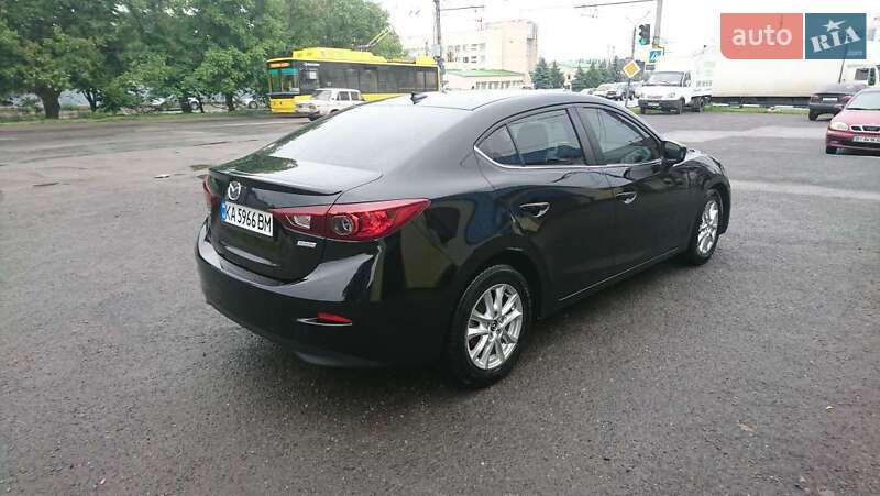 Седан Mazda 3 2015 в Полтаве