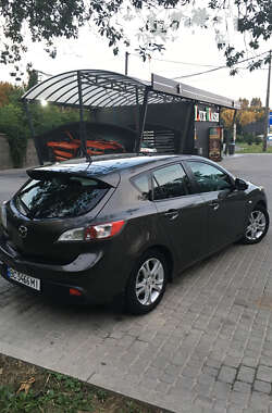 Хэтчбек Mazda 3 2009 в 