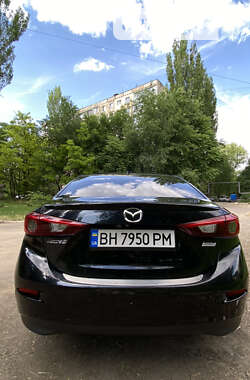 Седан Mazda 3 2013 в Николаеве