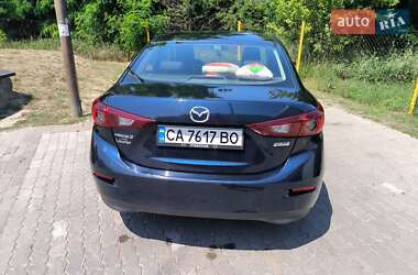 Седан Mazda 3 2015 в Смеле