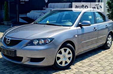 Седан Mazda 3 2006 в 