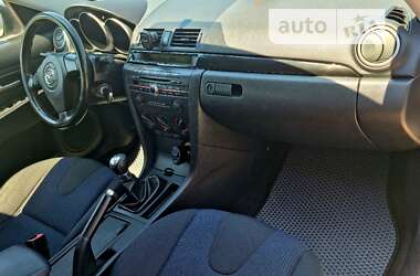 Седан Mazda 3 2006 в 