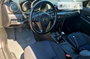 Седан Mazda 3 2006 в 