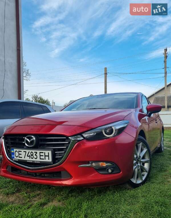 Хетчбек Mazda 3 2016 в Чернівцях