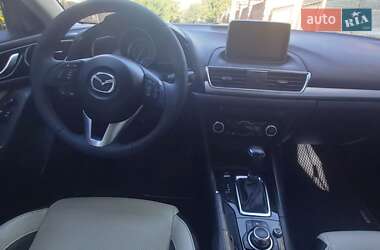 Хетчбек Mazda 3 2015 в Луцьку