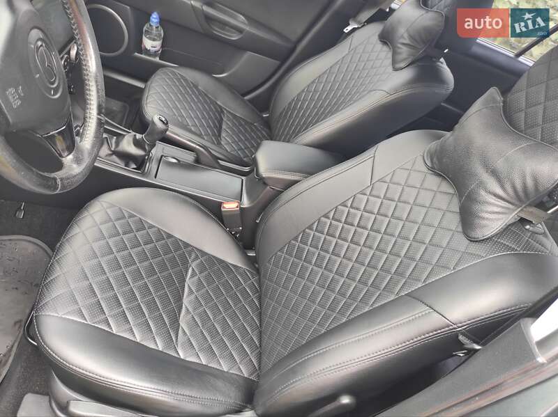 Седан Mazda 3 2008 в Кривом Роге