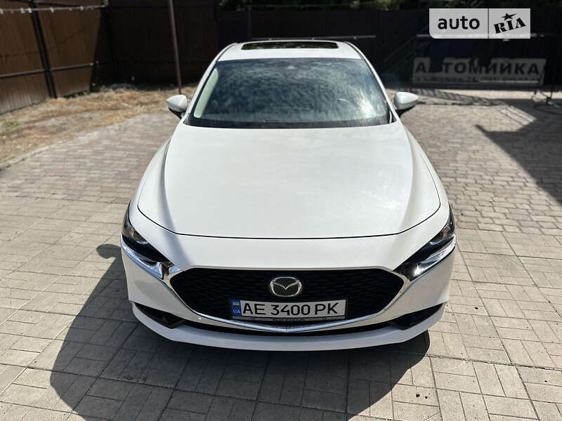 Седан Mazda 3 2019 в Петропавлівці