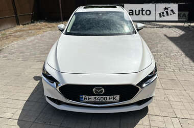 Седан Mazda 3 2019 в Петропавловке