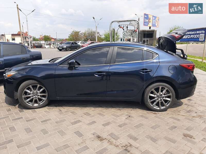 Mazda 3 2018