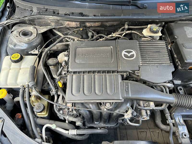 Хетчбек Mazda 3 2004 в Косові