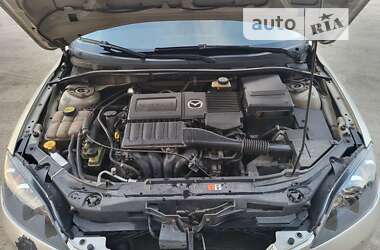 Хэтчбек Mazda 3 2006 в Киеве