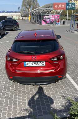 Хетчбек Mazda 3 2014 в Дніпрі