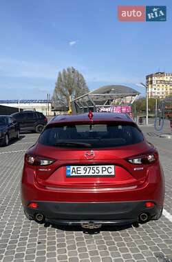 Хэтчбек Mazda 3 2014 в Днепре