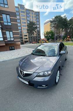 Седан Mazda 3 2007 в Чернигове