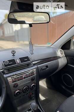 Седан Mazda 3 2007 в Чернигове