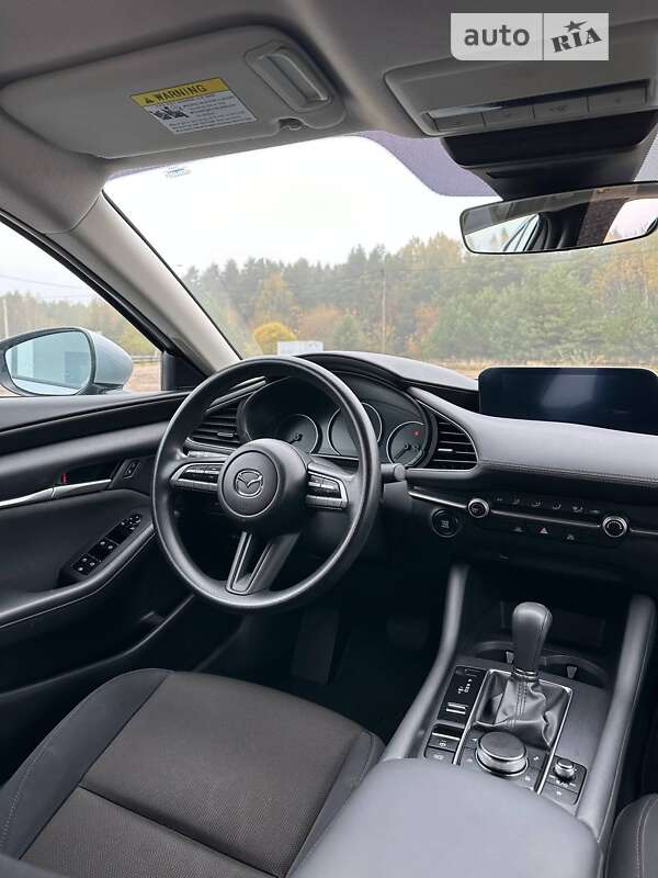 Седан Mazda 3 2020 в Ратному