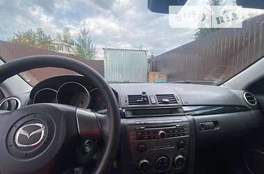 Седан Mazda 3 2008 в Глыбокой