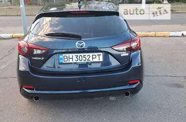 Хетчбек Mazda 3 2014 в Миколаєві