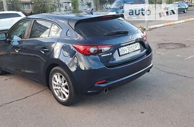 Хэтчбек Mazda 3 2014 в Николаеве