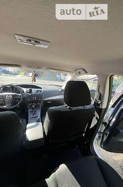 Седан Mazda 3 2013 в Киеве