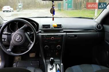 Седан Mazda 3 2004 в Бердичеве