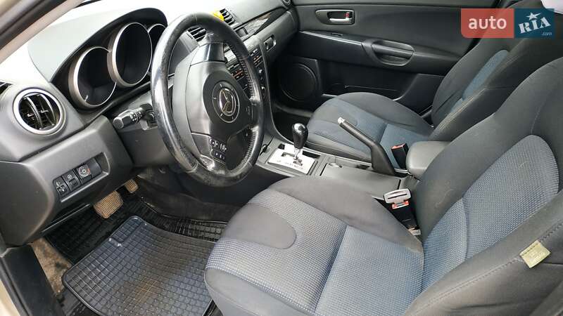 Седан Mazda 3 2004 в Бердичеве