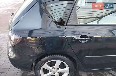 Хэтчбек Mazda 3 2005 в Ровно