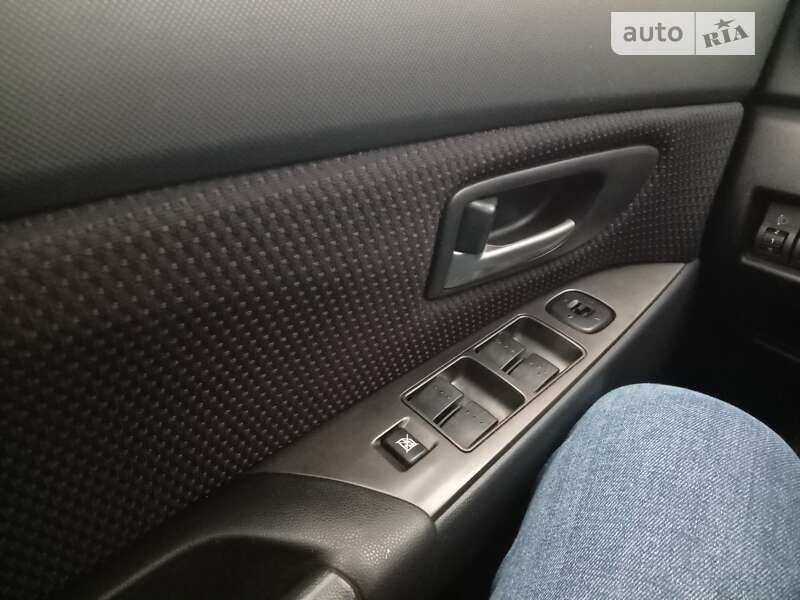 Седан Mazda 3 2007 в Киеве