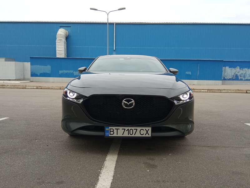 Хэтчбек Mazda 3 2020 в Херсоне