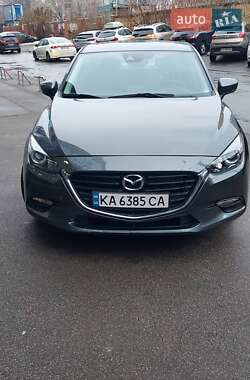 Седан Mazda 3 2016 в Киеве