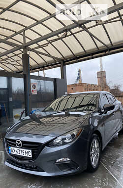 Седан Mazda 3 2016 в Кривом Роге