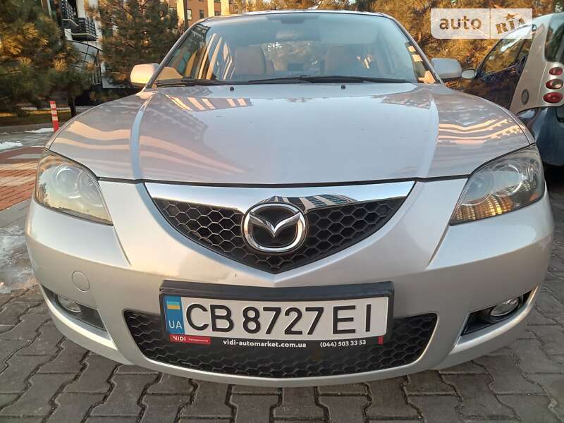 Седан Mazda 3 2007 в 