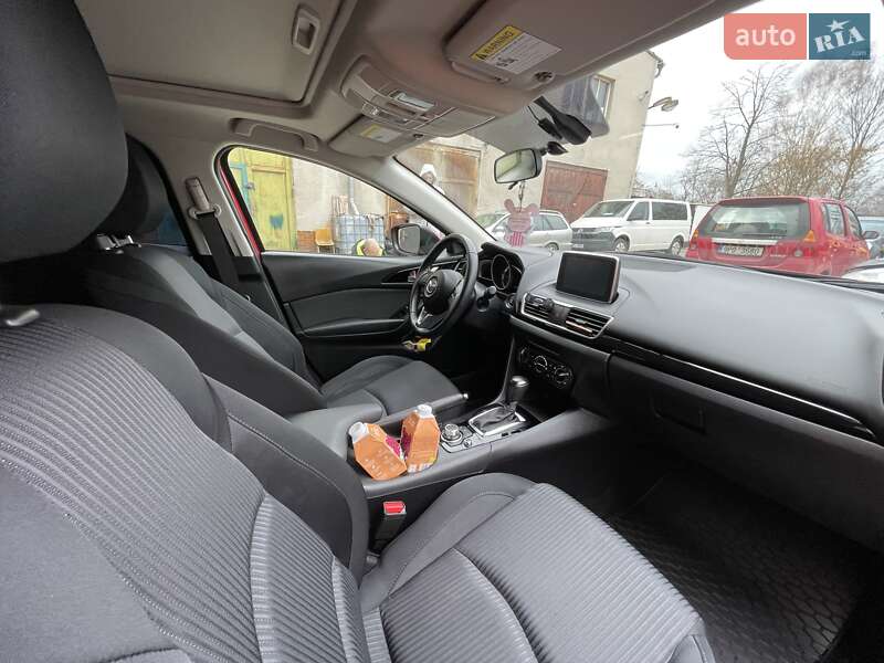 Хэтчбек Mazda 3 2016 в Ивано-Франковске фото 7 Хэтчбек Mazda 3 2016 в Ивано-Франковске