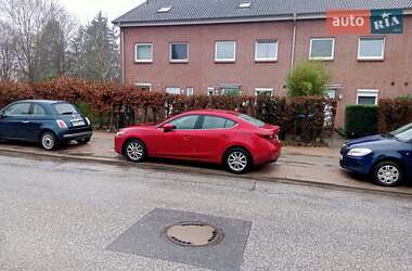 Седан Mazda 3 2018 в Киеве