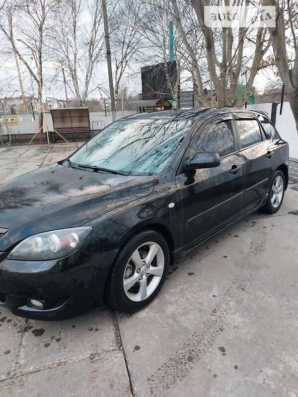 Хэтчбек Mazda 3 2005 в Павлограде