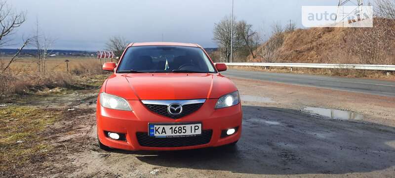 Седан Mazda 3 2006 в Киеве