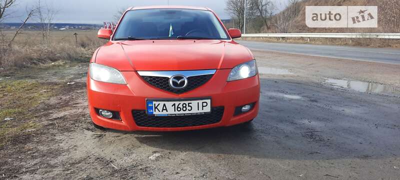 Седан Mazda 3 2006 в Киеве