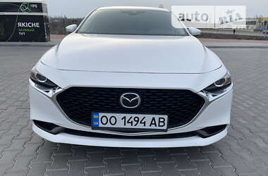Седан Mazda 3 2019 в Николаеве