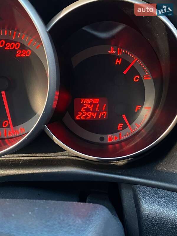 Седан Mazda 3 2006 в Виннице