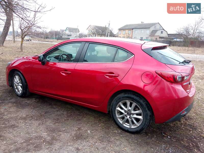 Хэтчбек Mazda 3 2014 в Кролевце