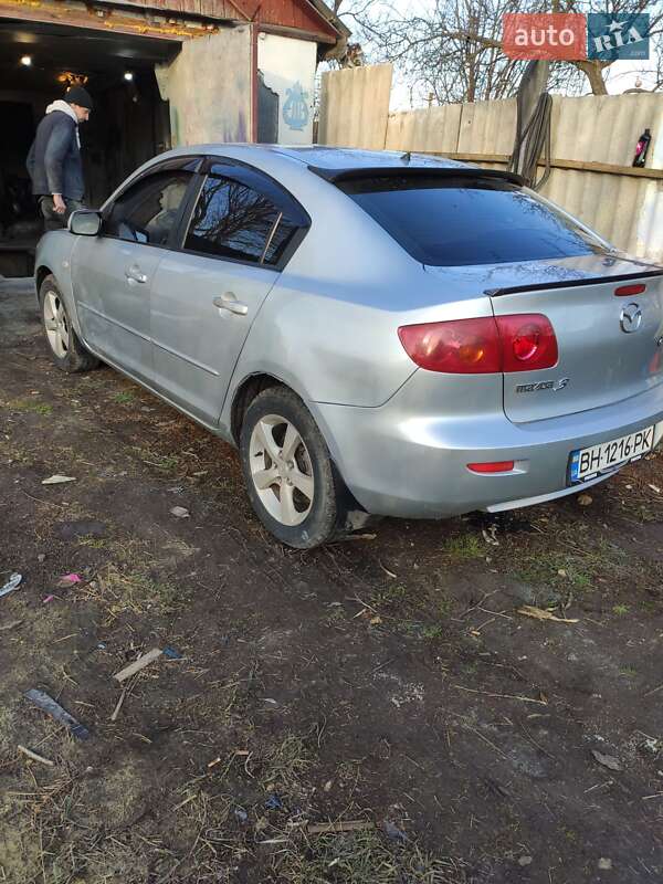 Седан Mazda 3 2004 в Одессе