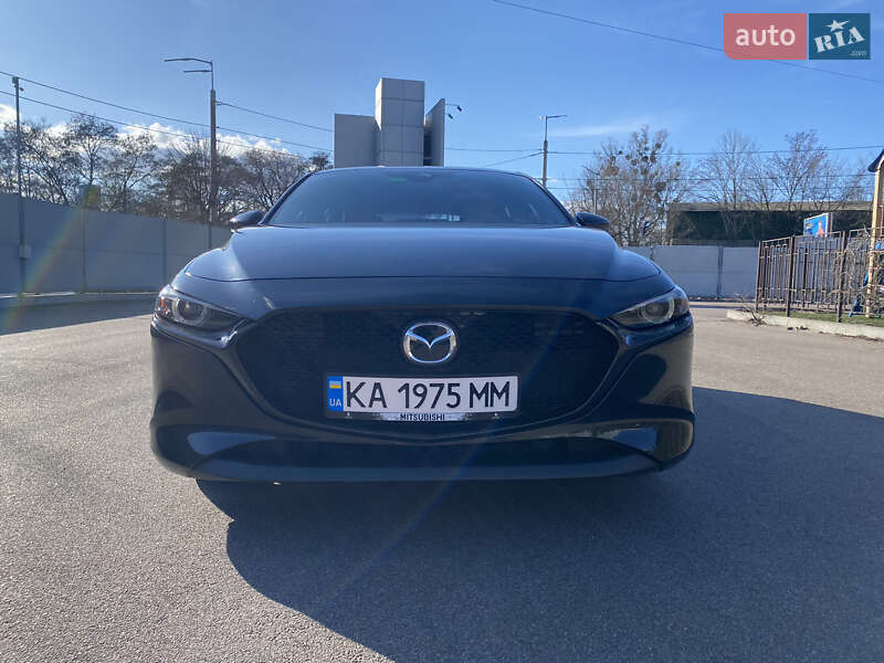 Хэтчбек Mazda 3 2018 в Киеве фото 5 Хэтчбек Mazda 3 2018 в Киеве