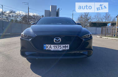 Хэтчбек Mazda 3 2018 в 