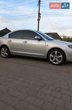 Седан Mazda 3 2007 в Ужгороді