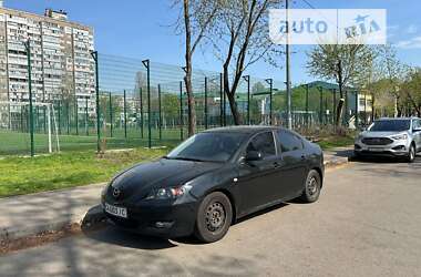 Седан Mazda 3 2004 в Києві