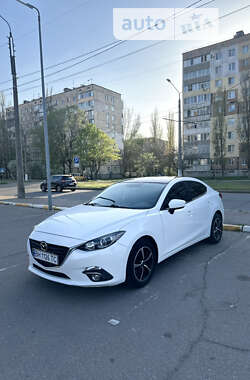 Седан Mazda 3 2014 в Миколаєві