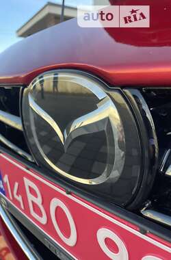 Хэтчбек Mazda 3 2016 в Стрые