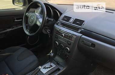 Седан Mazda 3 2006 в Кривом Роге